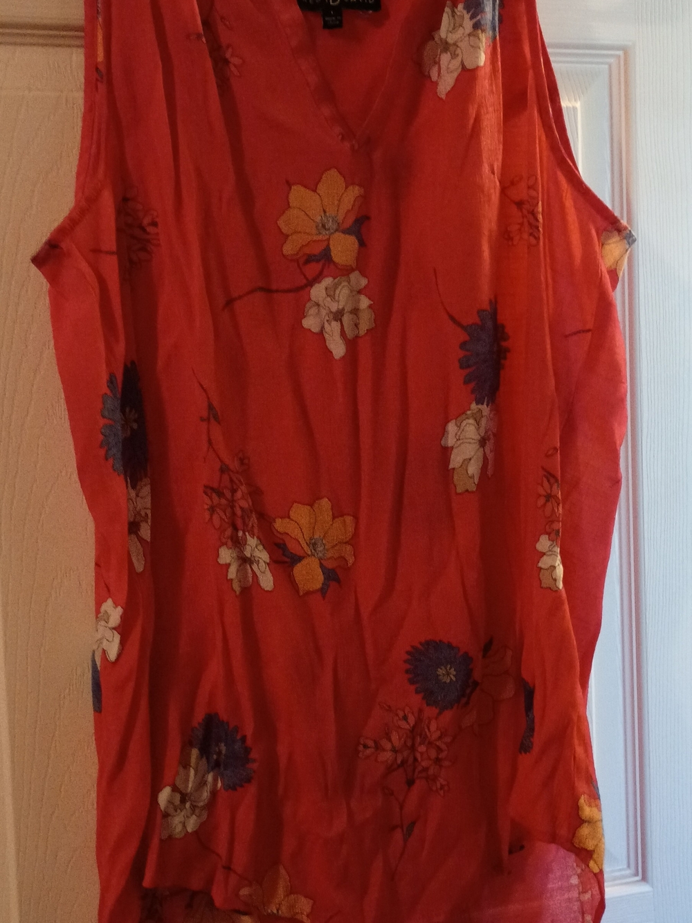 Fred David Coral Floral V-Neck Sleeveless Cami